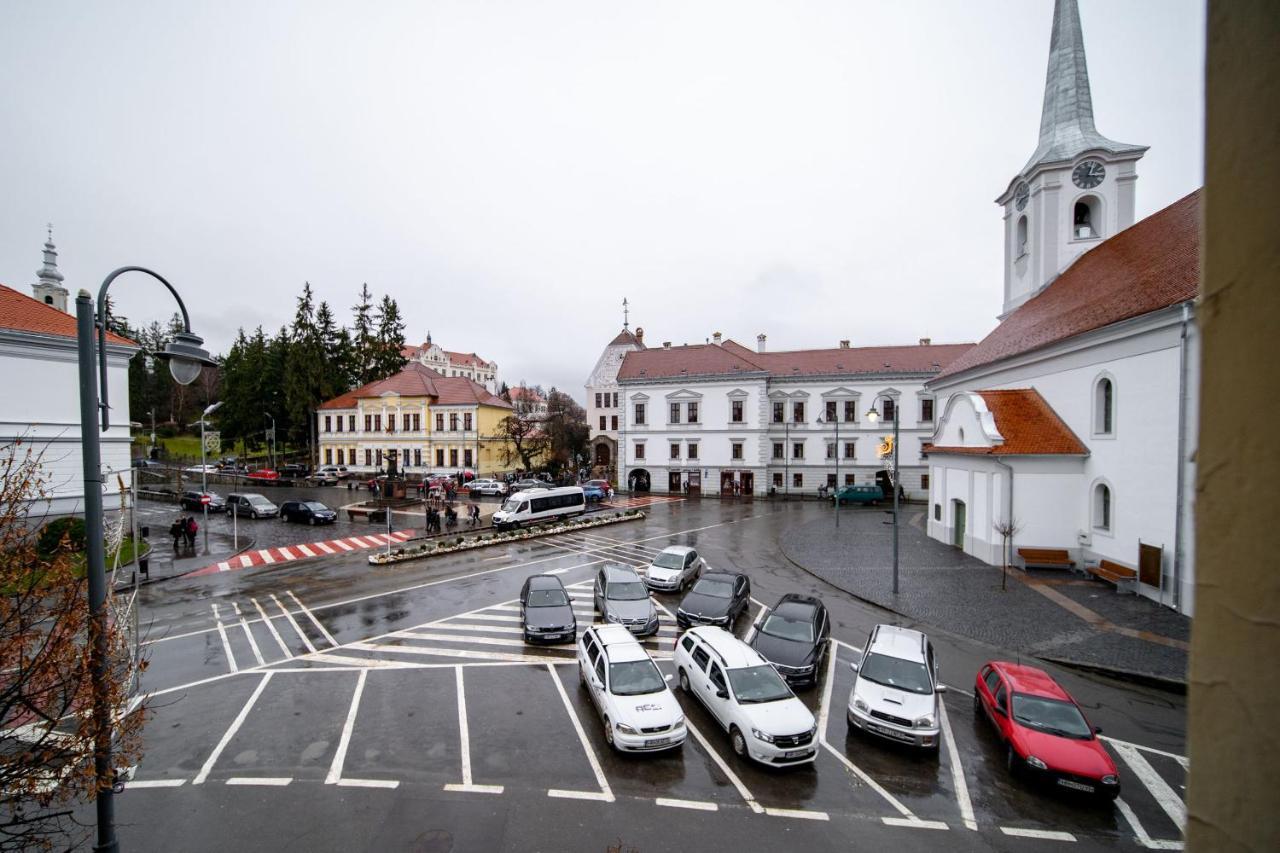 Central Harmony Apartment Odorheiu Secuiesc Exterior foto